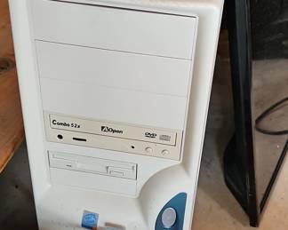 Generic Mid-Tower ATX Desktop PC