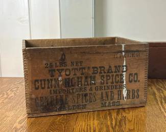 483 vintagecunninghamspicecowoodencrate
