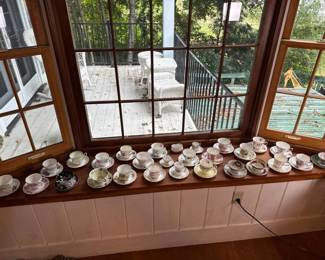 036 assortedenglishbonechinateacupsand