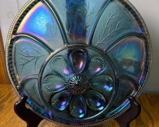 048 iridescentcarnivalglassrelishtray