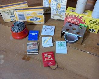 241 lotofvintagematchbooksandstarters