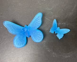074 bluefrostedglassbutterflyfigurines