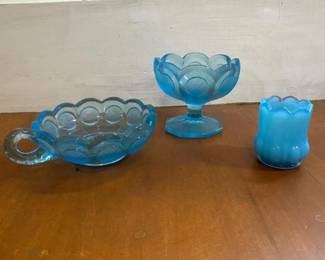 101 trioofbluepressedglasspieces