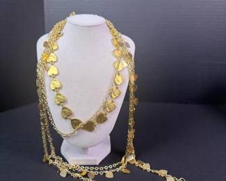 536 goldtonemultistrandheartcharmneckl