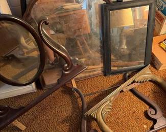 255 antiquestylewoodenframedmirrors