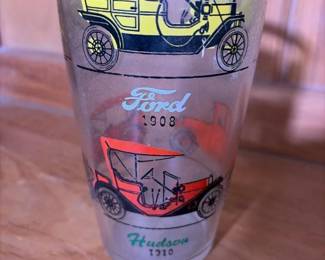 238 vintagetumblerglasswithearlyautomob
