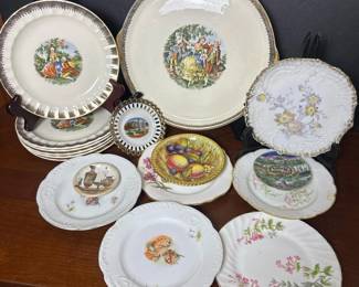 160 assorteddecorativeplateswithgiltflo