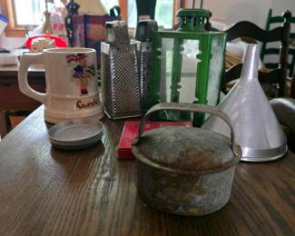 493 vintagekitchenutensilsgratersfunnel