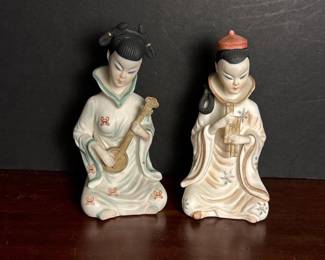089 pairofvintagenorcrestjapanbisquepo