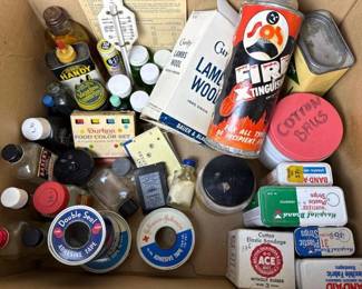 077 assortedvintagehouseholdtinsbottles