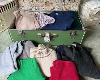 283 over20vintagewoolsweatersandvests