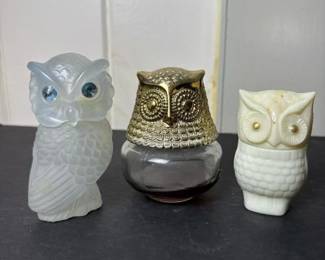 076 avonowlcolognebottlesandcolognejar