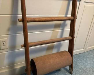 342 vintagewoodentoweldryingrackwithro