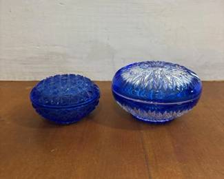 099 pairofcobaltbluepressedglasspowder