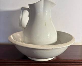 376 ironstonechinapitcherandwashbasins