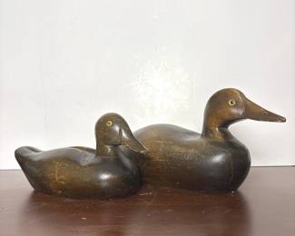 004 pairofcarvedwoodduckdecoys