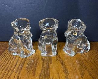 044 glassdogfigurinesinsittingpose