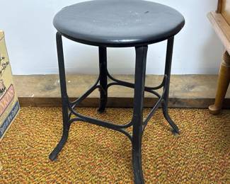 460 industrialstylemetalandwoodstool
