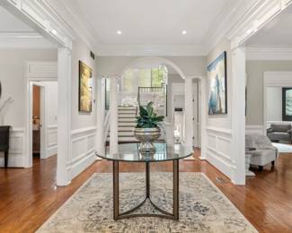 3610 Mansions 4 Foyer