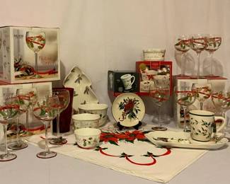 Lenox Block Pfaltzgraff Holiday China Glassware