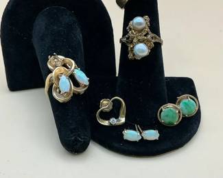 Yellow Gold Gemstones