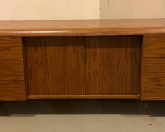 MCM Desk
