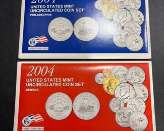 2004 United States Mint Uncirculated Coin Set  Philadelphia  Denver  Complete Original Government