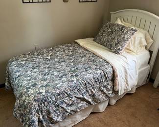 1Twin Bed