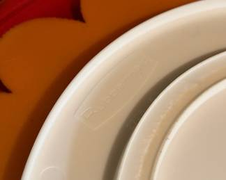 Vintage Rubbermaid resin sunflower tray/tabletop 