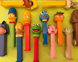 Assorted Pez dispensers-vtg