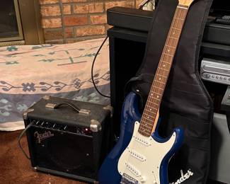 Fender Squier Affinity Stratocaster and Fender amplifier