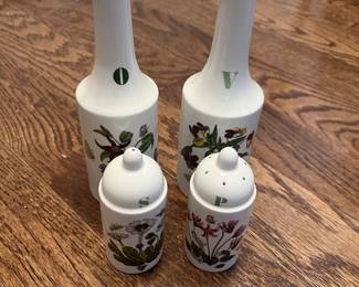 Portmeirion Botanic Garden oil, vinegar, salt, and pepper