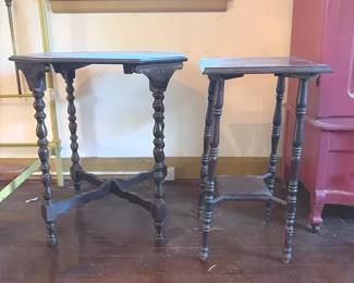 Vintage Wooden Table Set With Spindle Legs