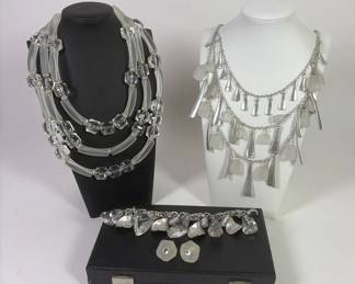 Premier Designs Beach Glass Necklace