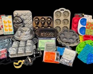 Ultimate Bakers Dream Estate Lot Nordic Ware, Silicone Molds, Candy Molds, Cookie Cutters And Mor