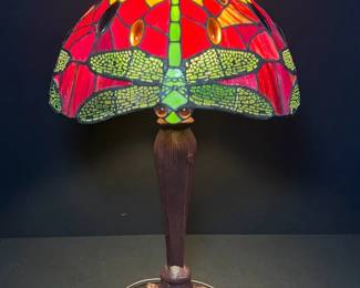 07 Exquisite Tiffany Style Stained Glass Dragonfly Accent Lamp