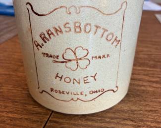 Ransbottom Honey crock-Roseville, Ohio (utensil crock)