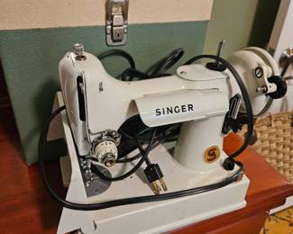 Featherlight Sewing Machine