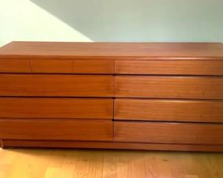 MidCentury Modern 10 Drawer Chest Of Drawers