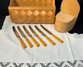 SS Helle Norge Rustfri Knives Wood Baskets