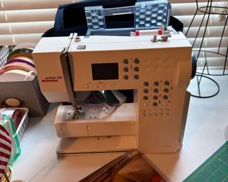 Bernina activa 125 with accessories