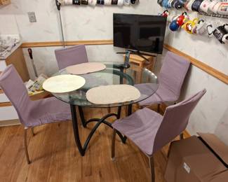 Glass kitchen table and chairs $125