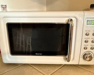 Costway Retro Countertop Microwave