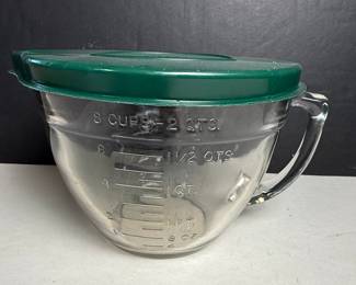 Anchor Hocking 2-Quart Glass Batter Bowl with Lid