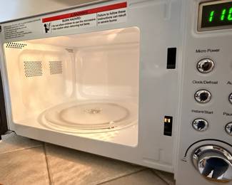 Costway Retro Countertop Microwave