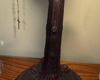 Peacock Style Leaded Glass Table Lamp