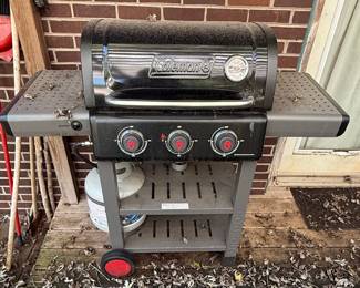 Coleman Cookout 3-Burner Propane Gas Grill