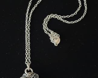 Bird's Nest Pearl Pendant Necklace