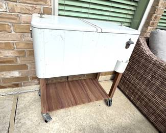 Ice chest cooler cart