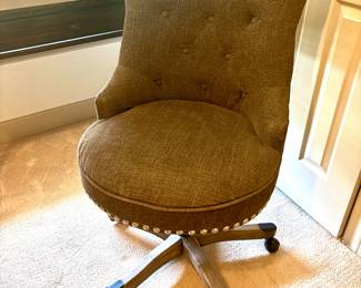 Tufted back, nailhead trim office chair